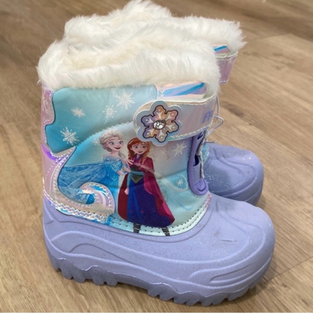 Frozen Kids Snow Boots - Purple toddler size 7